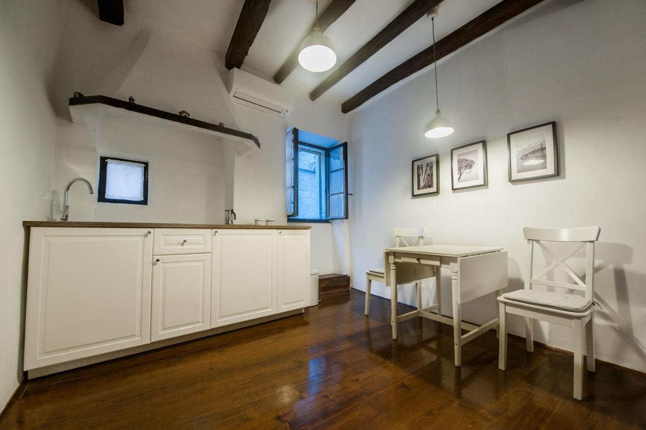 Studio Apartment Casa Di Pietra Rovinj Extérieur photo